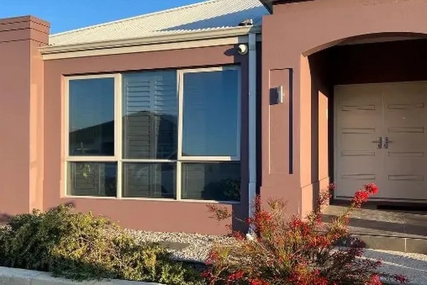 Professional home painter in Aveley, WA